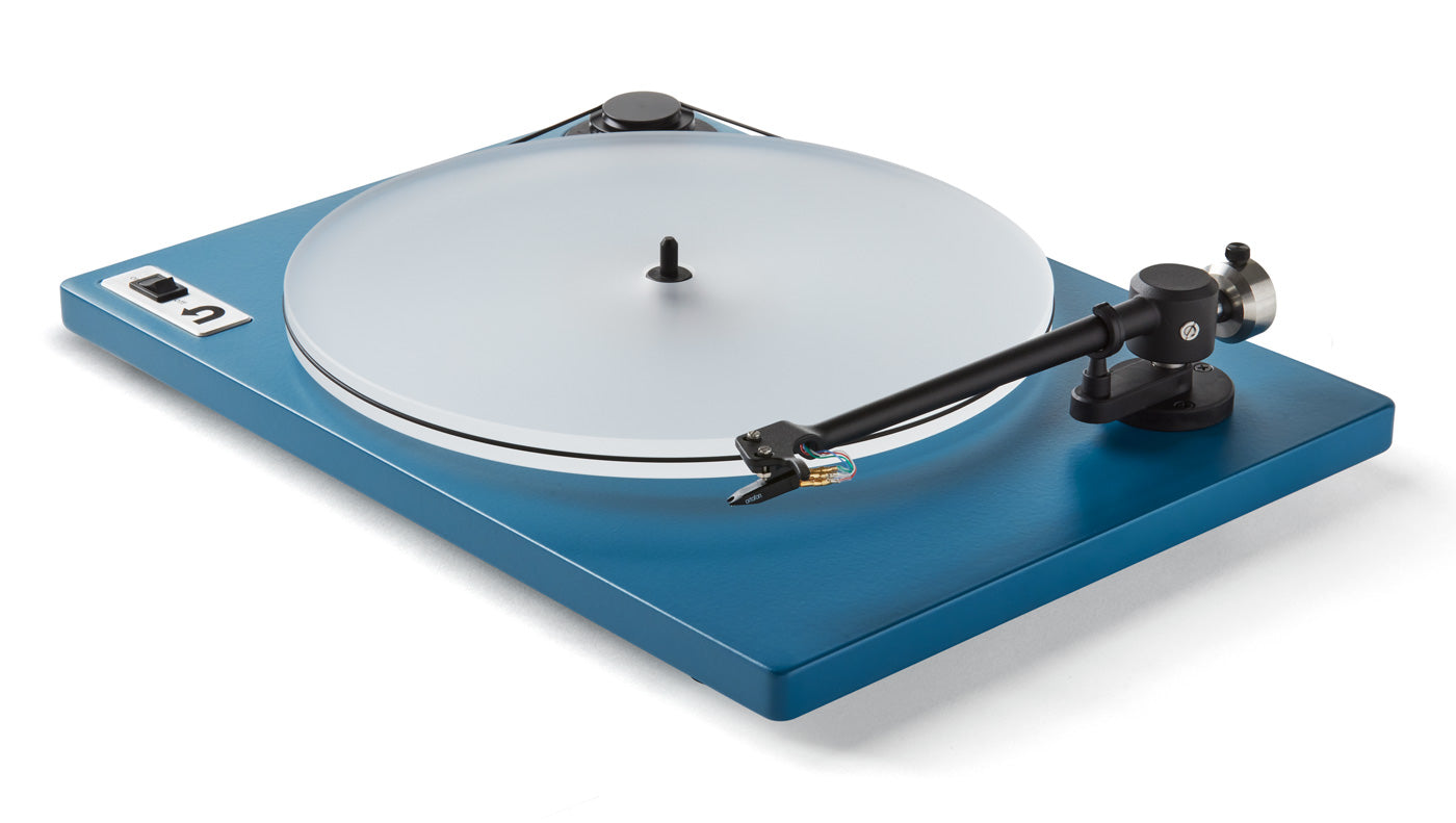 Blue Orbit Plus showing the new magnesium one piece tonearm on OA3