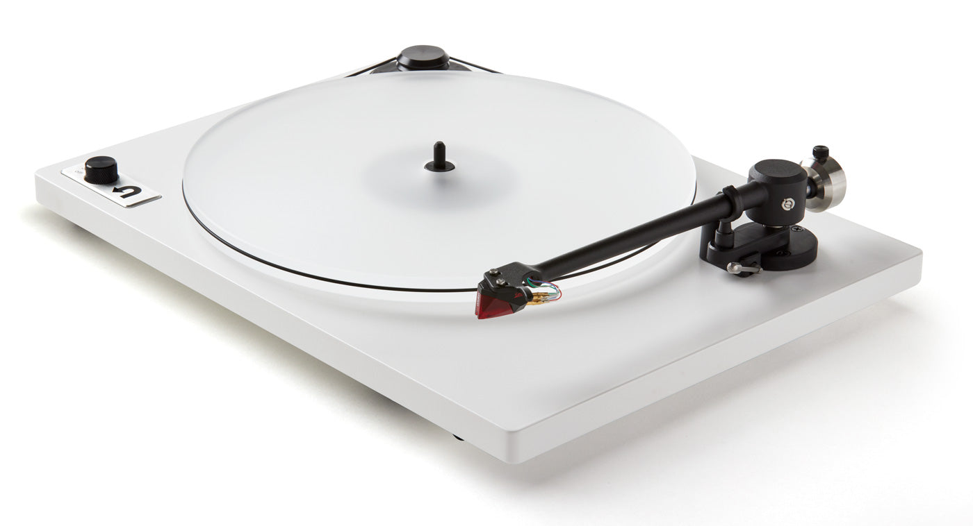 White Orbit Special showing the new magnesium one piece tonearm on OA3