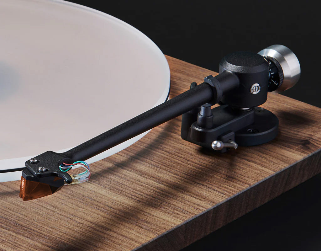 Orbit Arm 3 Pro close up